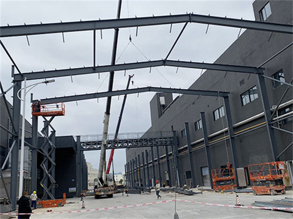 鋼結(jié)構(gòu)車(chē)間